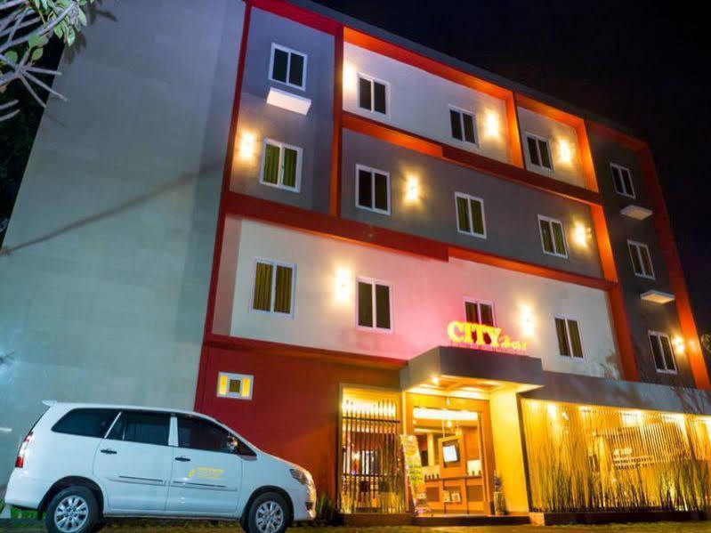 City Hotel Mataram Exterior photo
